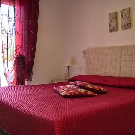 Poggio Degli Olivi Guest House Сатурния Екстериор снимка