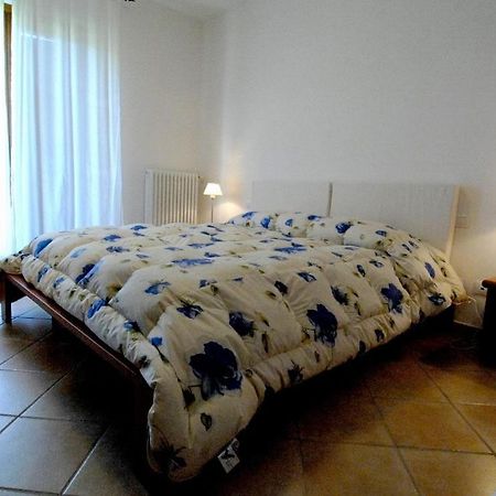 Poggio Degli Olivi Guest House Сатурния Стая снимка