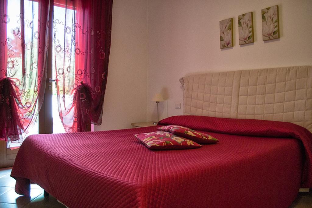 Poggio Degli Olivi Guest House Сатурния Екстериор снимка